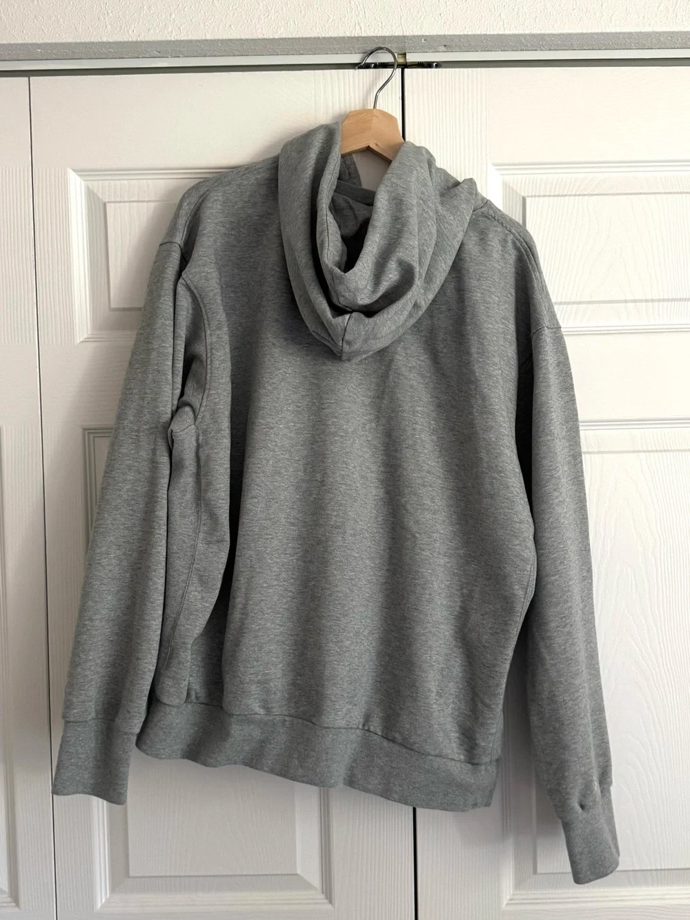 Nike Gray Hooded Pullover Sweatshirt
